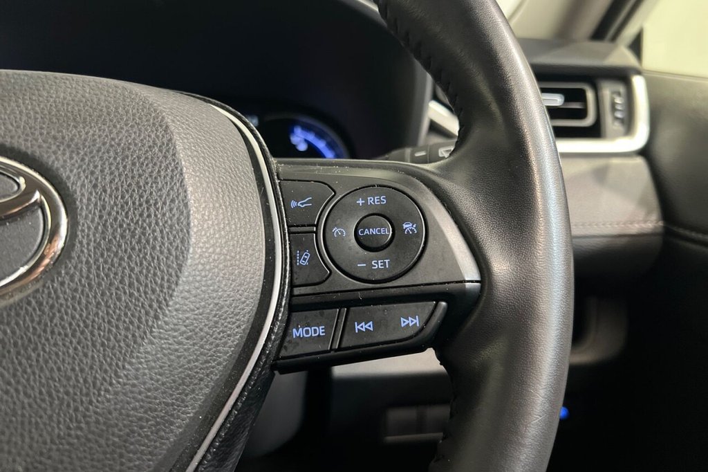 Used Toyota RAV4 2020 for sale - 76934533: Photo 26