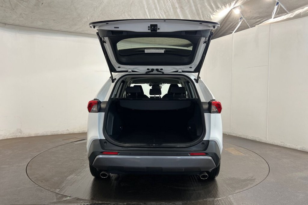 Used Toyota RAV4 2020 for sale - 76934533: Photo 35