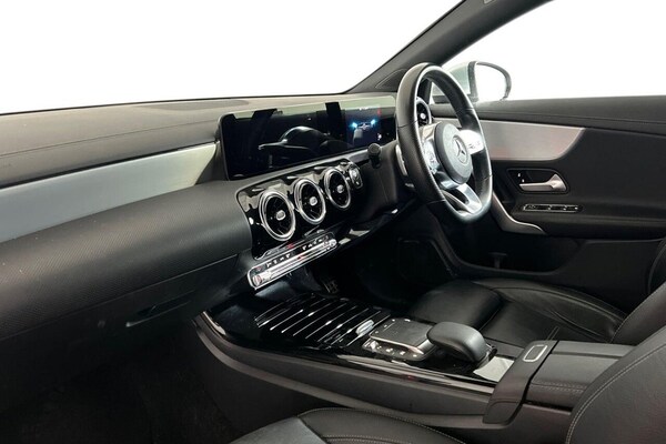 Used Mercedes-Benz CLA 2022 for sale - 76048411: Photo 11