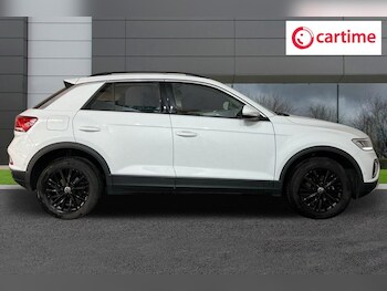 Used Volkswagen T-Roc 2022 for sale - 76029133: Photo 2