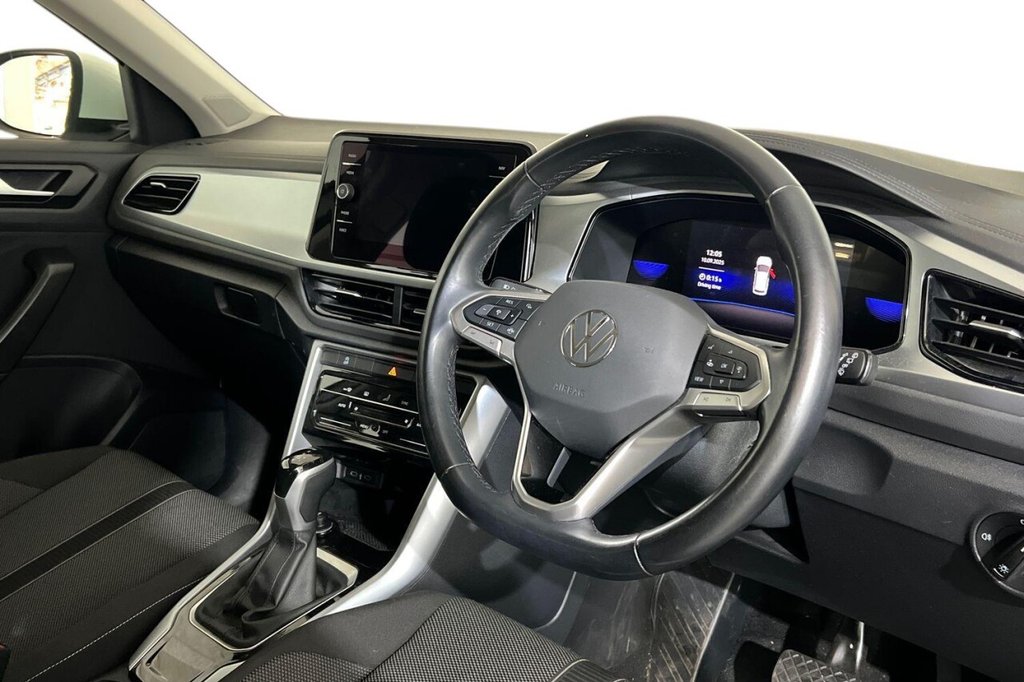Used Volkswagen T-Roc 2022 for sale - 76029133: Photo 9