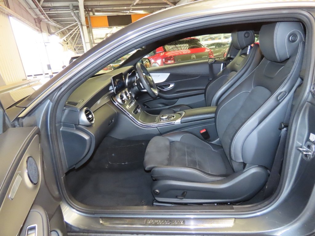 Used Mercedes-Benz C Class 2019 for sale - 77936989: Photo 11