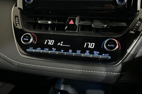 Used Toyota Corolla 2021 for sale - 75665874: Photo 32