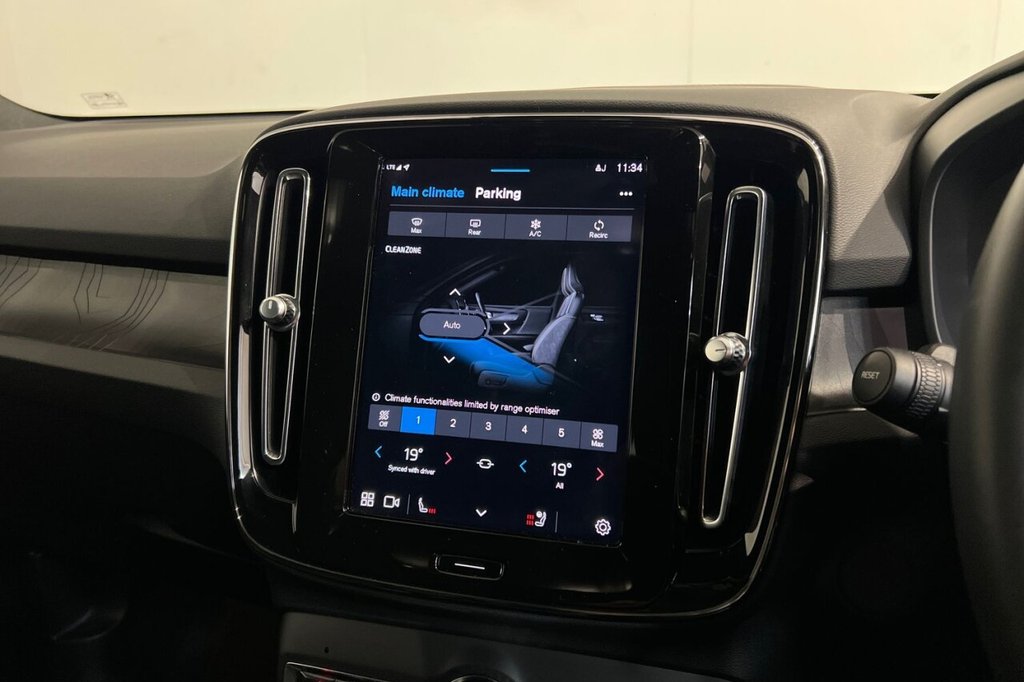 Used Volvo XC40 2022 for sale - 77463906: Photo 34