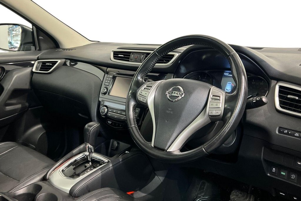 Used Nissan Qashqai 2017 for sale - 76389779: Photo 5