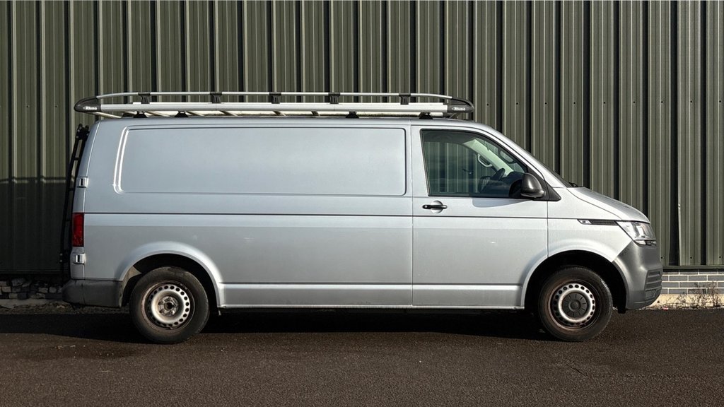 Used Volkswagen Transporter 2020 for sale - 76962407: Photo 2