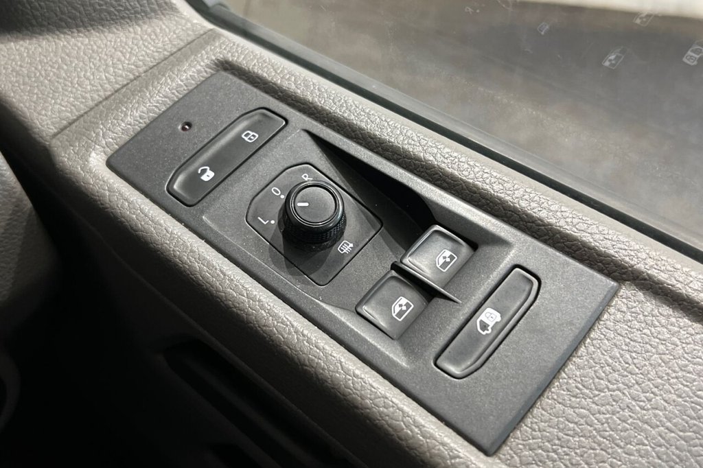 Used Volkswagen Transporter 2020 for sale - 76962407: Photo 22