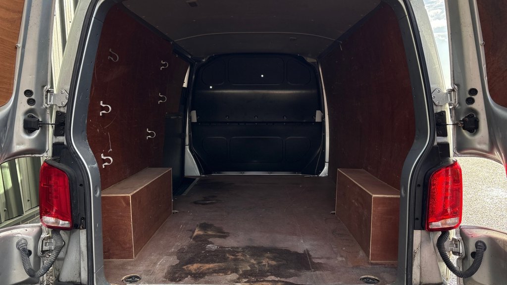 Used Volkswagen Transporter 2020 for sale - 76962407: Photo 7