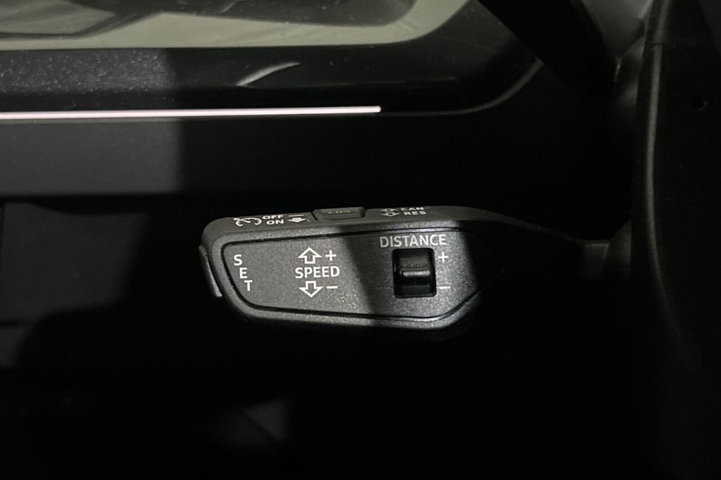 Used Audi Q4 e-tron 2023 for sale - 75630836: Photo 28