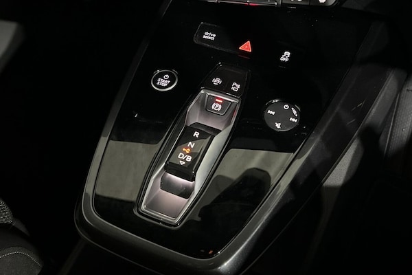 Used Audi Q4 e-tron 2023 for sale - 75630836: Photo 38