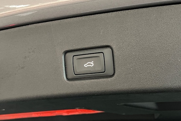 Used Audi Q4 e-tron 2023 for sale - 75630836: Photo 46