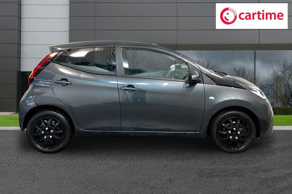 Used Toyota AYGO 2019 for sale - 77593829: Photo 2