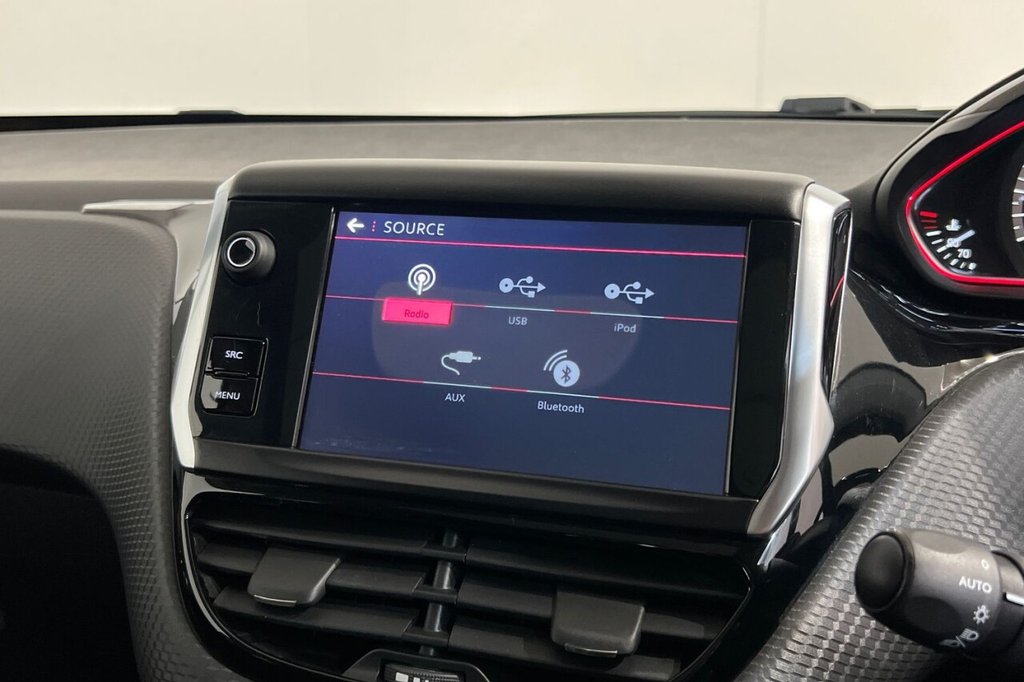 Used Peugeot 2008 2017 for sale - 76740206: Photo 34