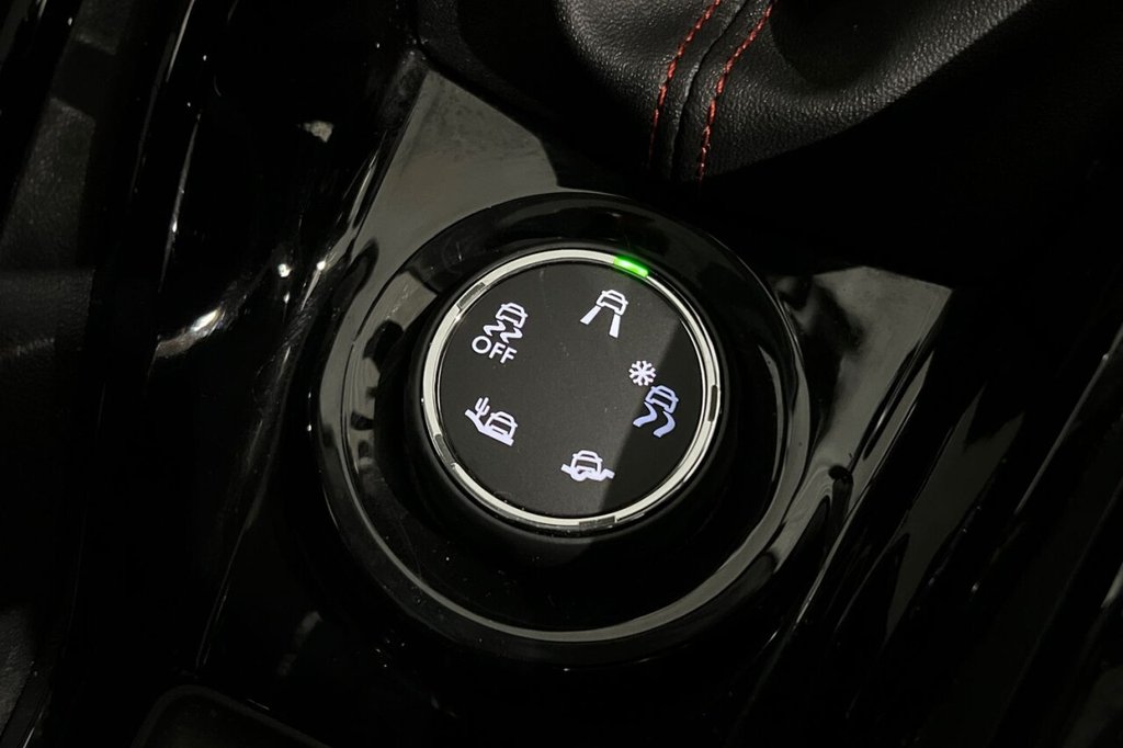 Used Peugeot 2008 2017 for sale - 76740206: Photo 38