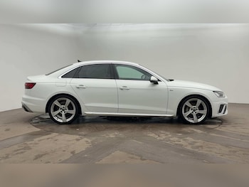 Used Audi A4 2022 for sale - 77110973: Photo