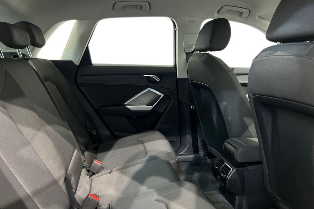 Used Audi Q3 2022 for sale - 76327877: Photo 10
