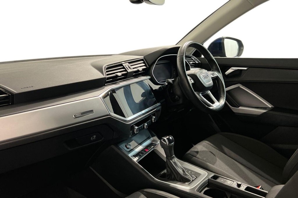 Used Audi Q3 2022 for sale - 76327877: Photo 11