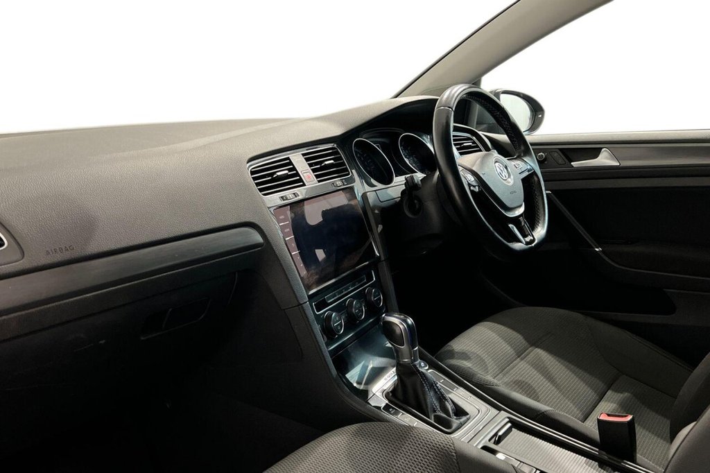 Used Volkswagen Golf 2019 for sale - 78030321: Photo 9