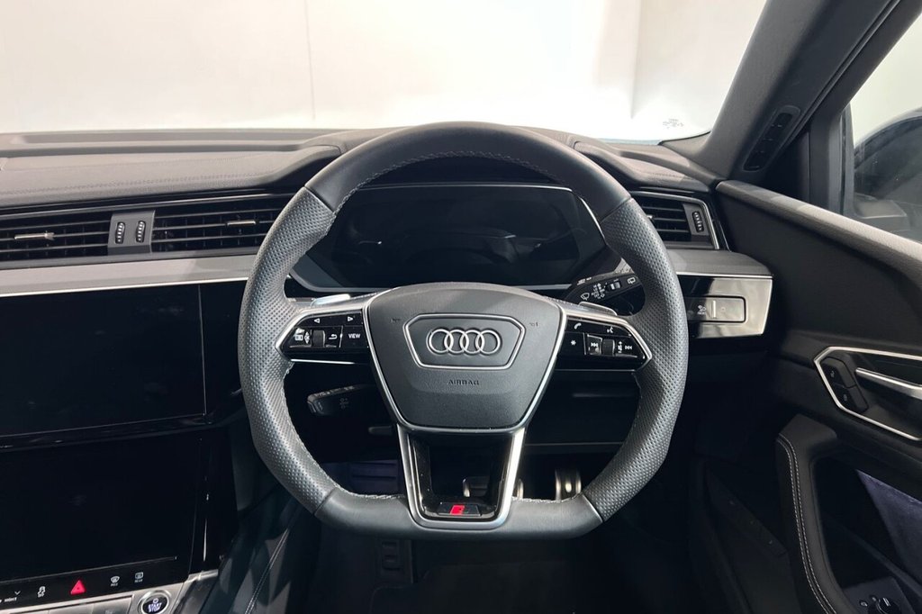 Used Audi Q8 2023 for sale - 77139496: Photo 15