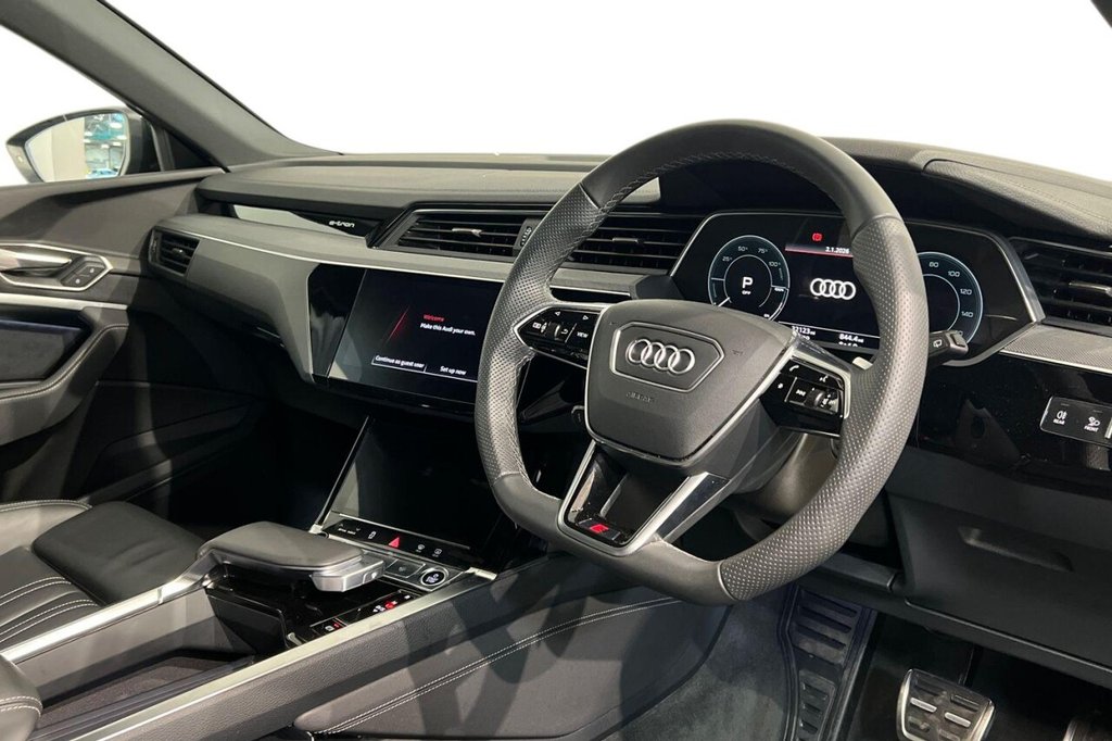 Used Audi Q8 2023 for sale - 77139496: Photo 9