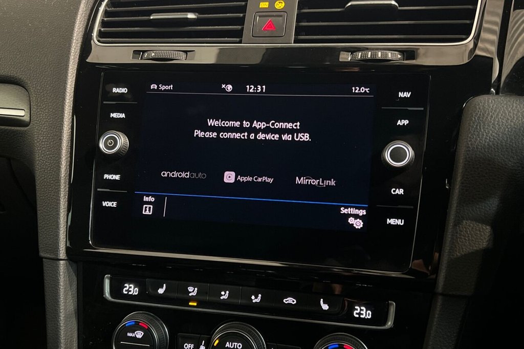 Used Volkswagen Golf 2019 for sale - 76559049: Photo 20