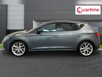 Used SEAT Leon 2018 for sale - 77693047: Photo