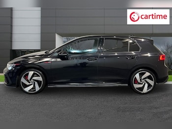 Used Volkswagen Golf 2023 for sale - 77885042: Photo