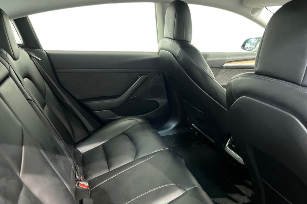 Used Tesla Model 3 2023 for sale - 77680405: Photo 10