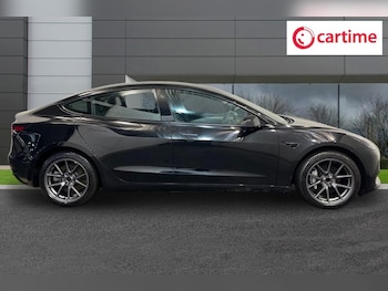 Used Tesla Model 3 2023 for sale - 77680405: Photo