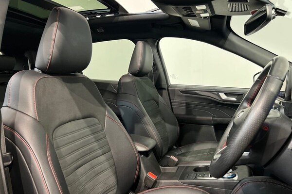 Used Ford Kuga 2021 for sale - 76250190: Photo 24