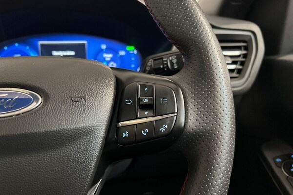 Used Ford Kuga 2021 for sale - 76250190: Photo 29