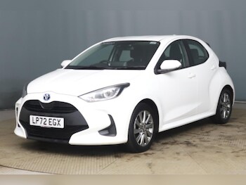 Used Toyota Yaris 2023 for sale - 76962731: Photo