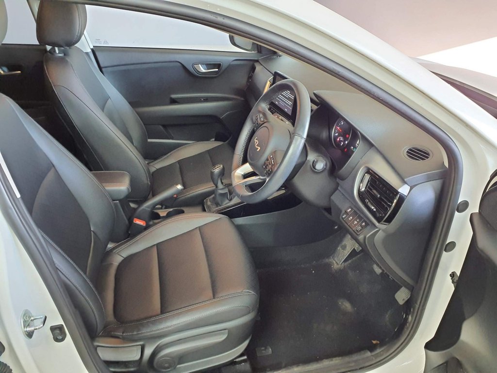 Used Kia Stonic 2023 for sale - 77966697: Photo 10