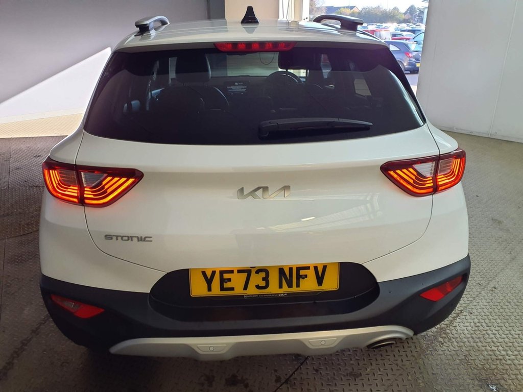 Used Kia Stonic 2023 for sale - 77966697: Photo 2