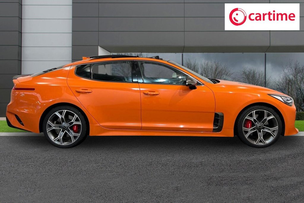 Used Kia Stinger 2019 for sale - 76867408: Photo 2