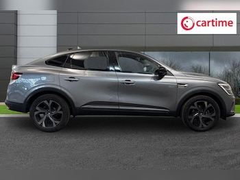 Used Renault Arkana 2023 for sale - 79345975: Photo