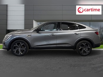 Used Renault Arkana 2023 for sale - 79345975: Photo