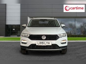 Used Volkswagen T-Roc 2019 for sale - 75181567: Photo