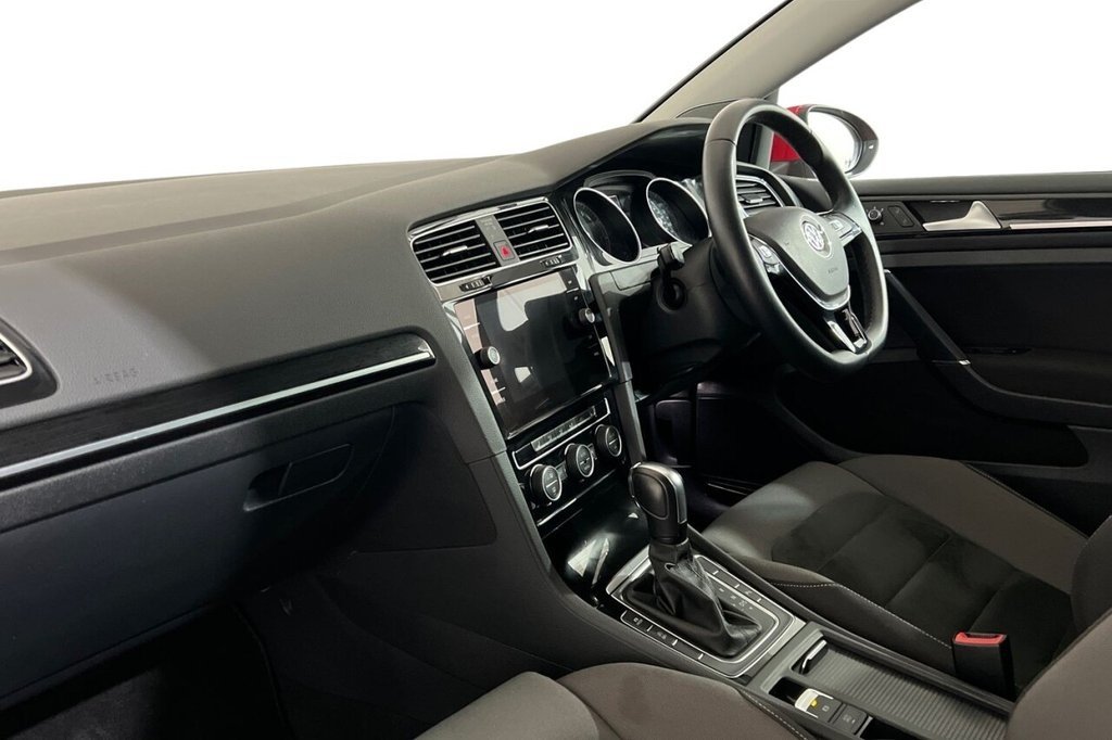 Used Volkswagen Golf 2019 for sale - 77480199: Photo 11