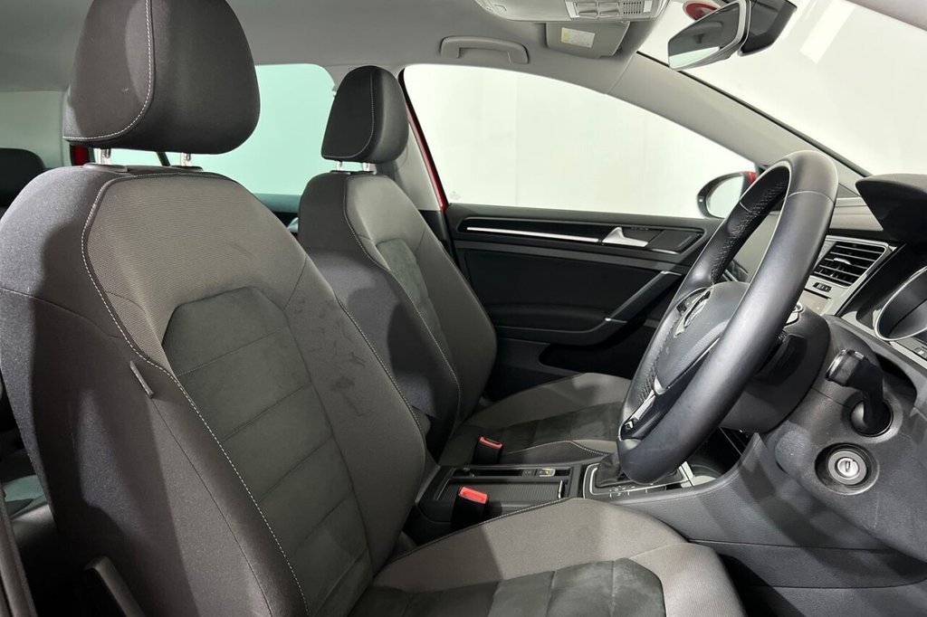 Used Volkswagen Golf 2019 for sale - 77480199: Photo 20