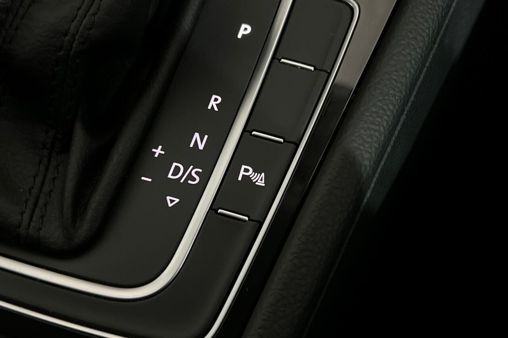 Used Volkswagen Golf 2019 for sale - 77480199: Photo 35