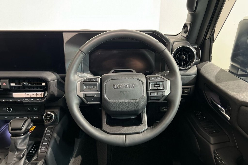 Used Toyota Land Cruiser 2025 for sale - 77427915: Photo 28