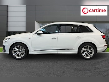 Used Audi Q7 2023 for sale - 76751402: Photo