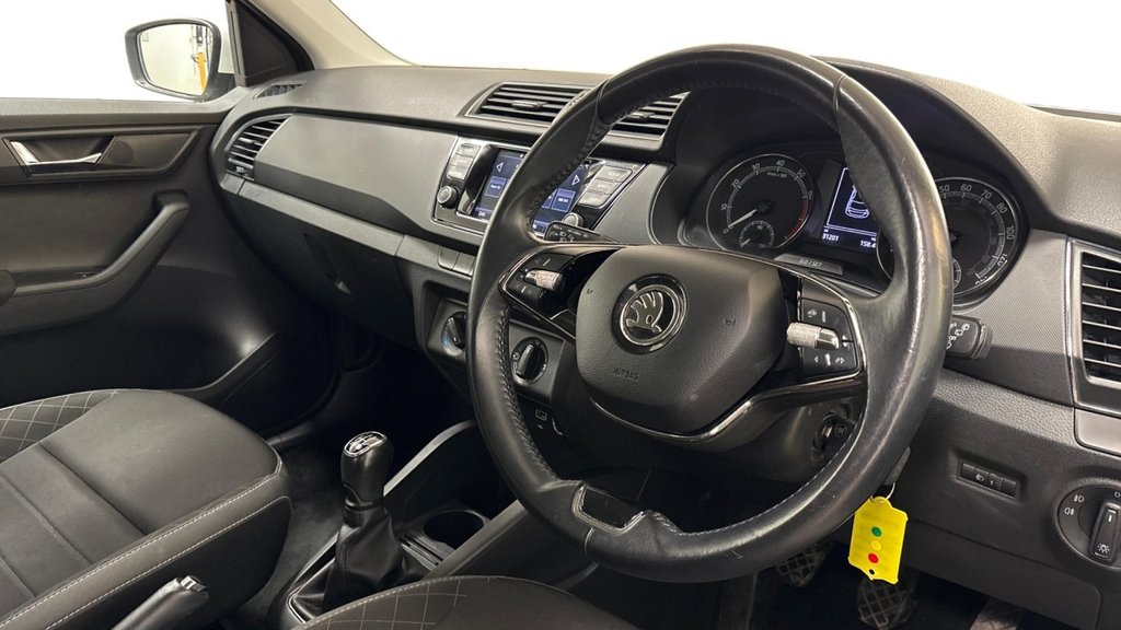 Used Skoda Fabia 2021 for sale - 76927519: Photo 5