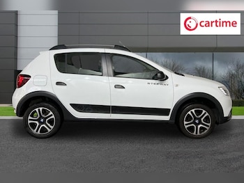 Used Dacia Sandero Stepway 2020 for sale - 75832630: Photo