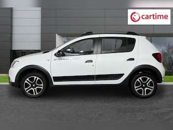 Used Dacia Sandero Stepway 2020 for sale - 75832630: Photo