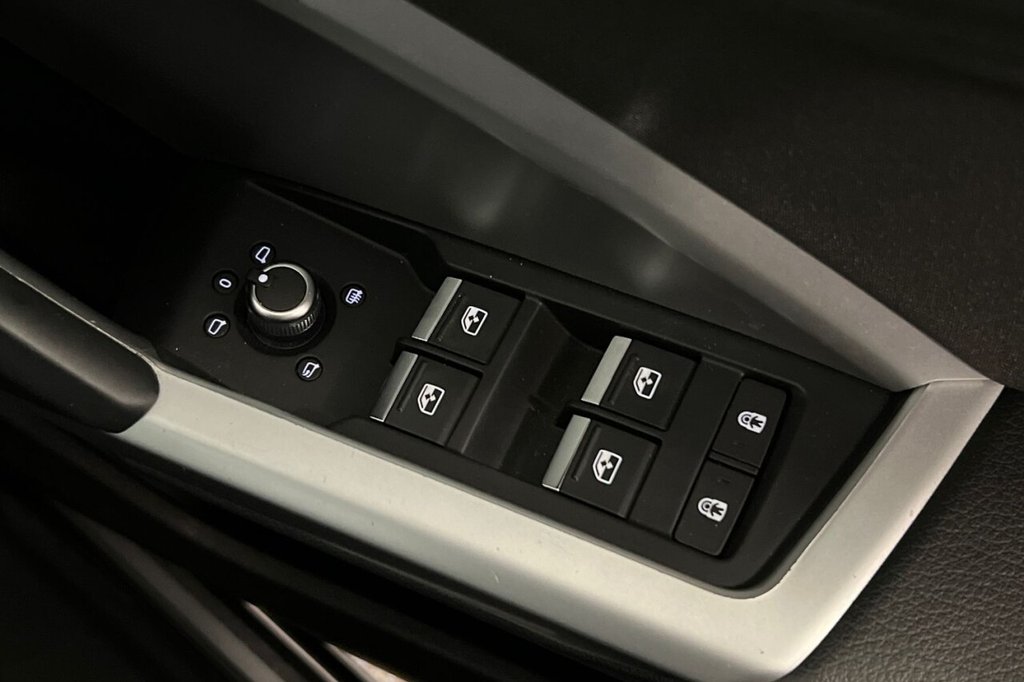 Used Audi Q3 2020 for sale - 77031072: Photo 39