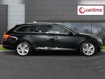 Used Skoda Superb 2020 for sale - 76445884: Photo