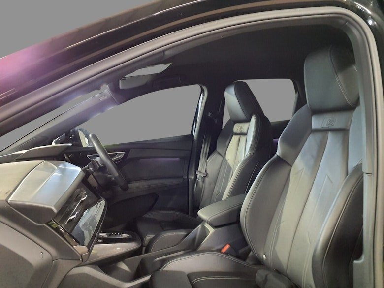 Used Audi Q4 e-tron 2022 for sale - 78056281: Photo 5