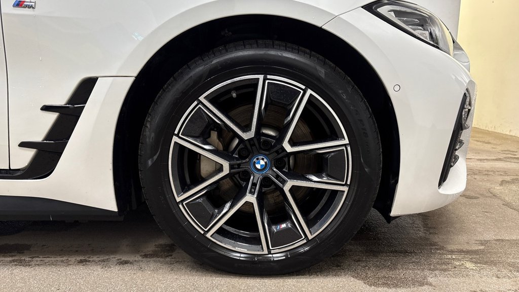 Used BMW i4 2022 for sale - 77218617: Photo 9